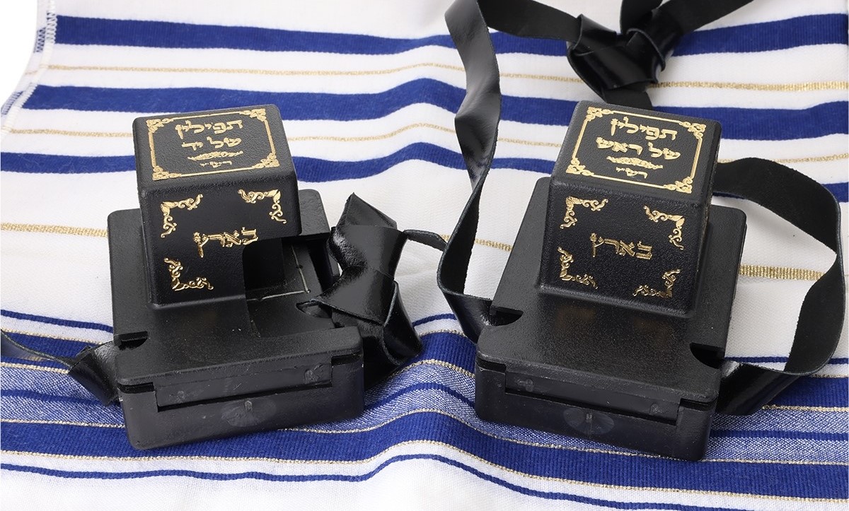 pair_of_kosher_ashkenazi_tefilin_dakkot_-_peshutim_mehudarim_4