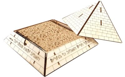 pyramid_matzah_holder_do-it-yourself_3-d_puzzle_kit_4