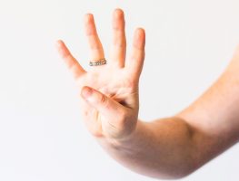 sincerely-media-RcqYLVcfNRo-unsplash